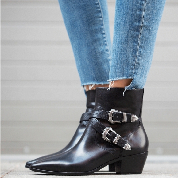 Gorgeous Frye Double-Buckle Booties - Picture 2 of 8